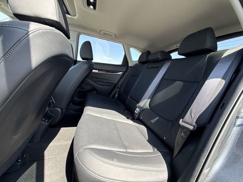 Used 2024 Kia Seltos EX AWD/4WD image 25