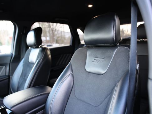 Used 2019 Ford Edge ST w/ Convenience Package image 21