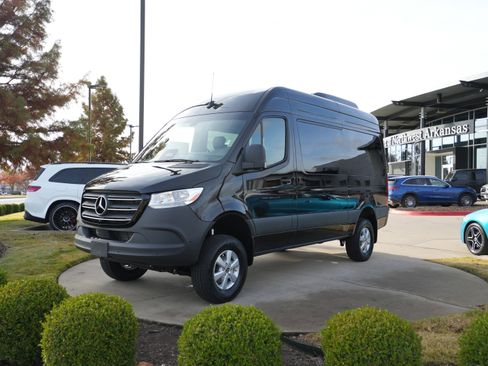New 2026 Mercedes-Benz Sprinter 2500 image 3