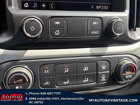 Used 2022 Chevrolet Colorado LT w/ Luxury Package AWD/4WD image 14