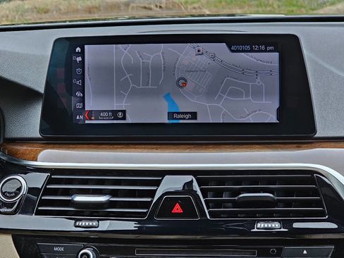 Used 2018 BMW 530i xDrive image 20