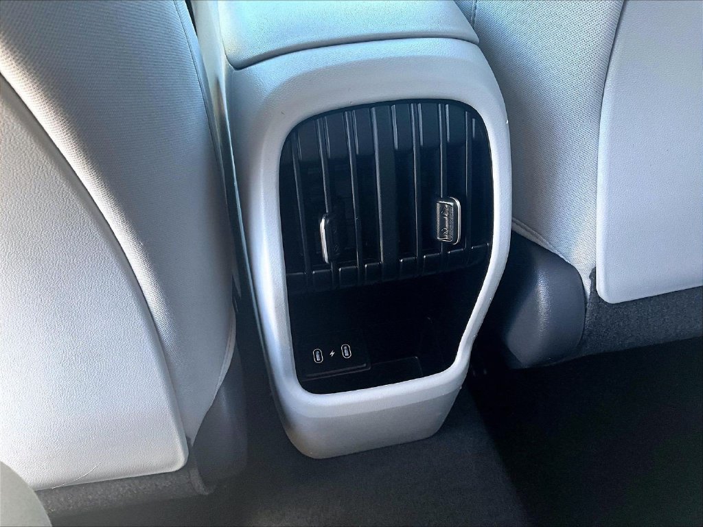 Used 2024 Hyundai Kona SEL AWD/4WD image 29