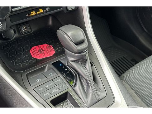 Certified 2024 Toyota RAV4 LE AWD/4WD image 24