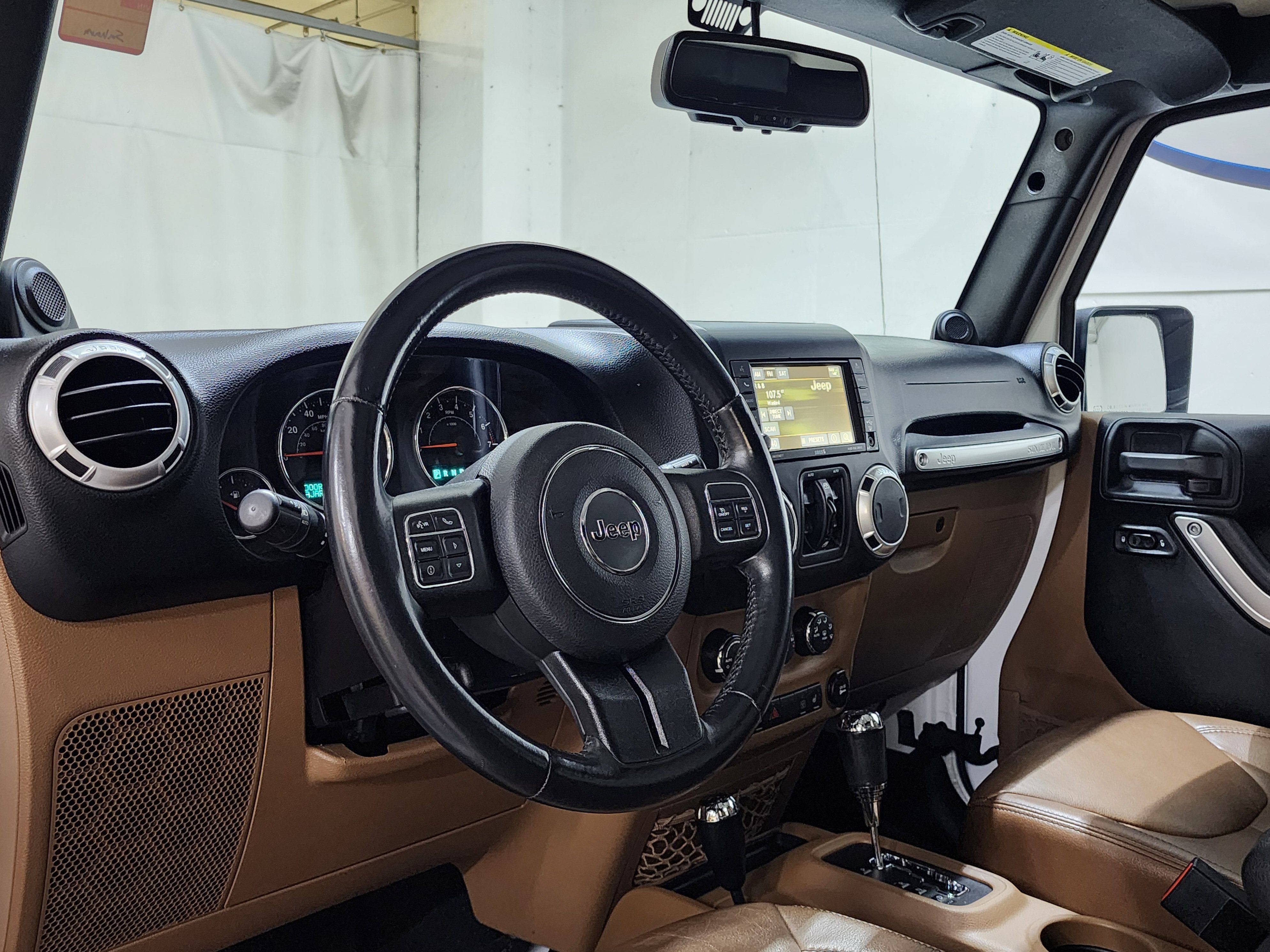 Used 2014 Jeep Wrangler Unlimited Sahara w/ Max Tow Package AWD/4WD image 14