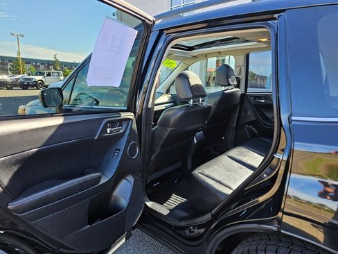 Used 2015 Subaru Forester 2.5i Limited AWD/4WD image 12