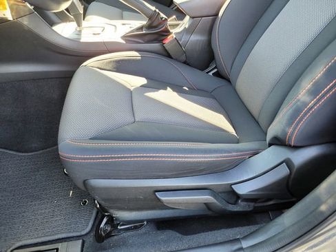 Used 2022 Subaru Crosstrek 2.0i Premium AWD/4WD image 22