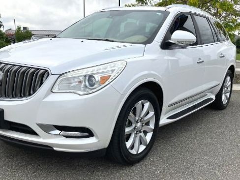 Used 2017 Buick Enclave Premium w/ Experience Buick Package AWD/4WD image 5