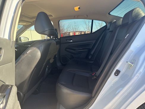 Certified 2023 Nissan Altima 2.5 SR w/ SR Premium Package image 13