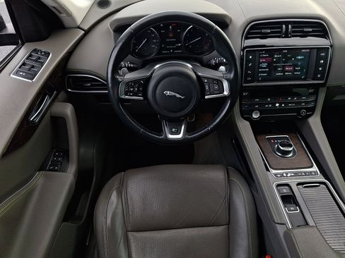 Used 2018 Jaguar F-PACE R-Sport AWD/4WD image 11