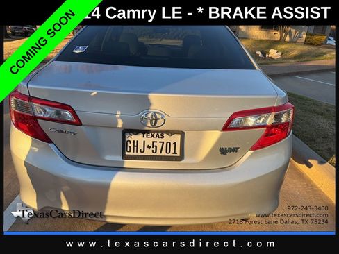 Used 2014 Toyota Camry LE image 2
