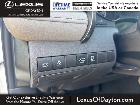 Used 2022 Toyota Camry SE image 12