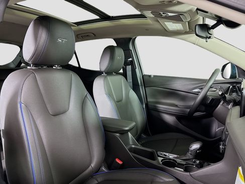 New 2026 Buick Encore GX Sport Touring w/ Advanced Technology Package AWD/4WD image 27