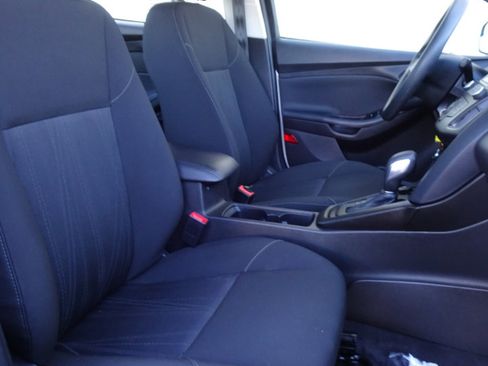 Used 2018 Ford Focus SE image 13