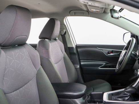 Used 2024 Toyota RAV4 XLE image 26