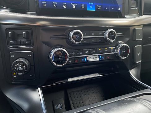 Used 2022 Ford F150 Raptor w/ Equipment Group 801A High AWD/4WD image 8