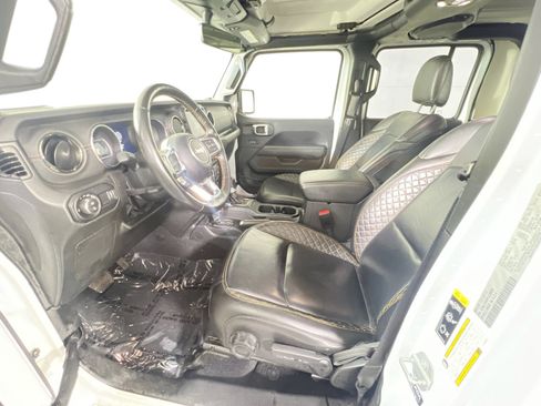 Used 2023 Jeep Gladiator Overland AWD/4WD image 21