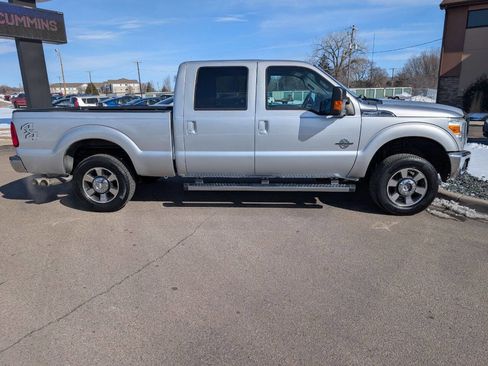 Used 2012 Ford F250 Lariat image 11
