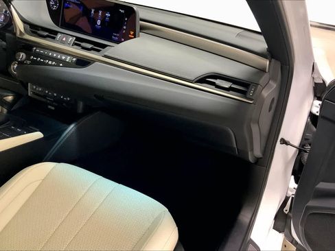 Used 2021 Lexus ES 350 F Sport w/ Special Edition FWD image 17