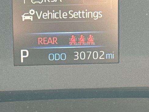 Used 2024 Toyota Corolla LE image 16