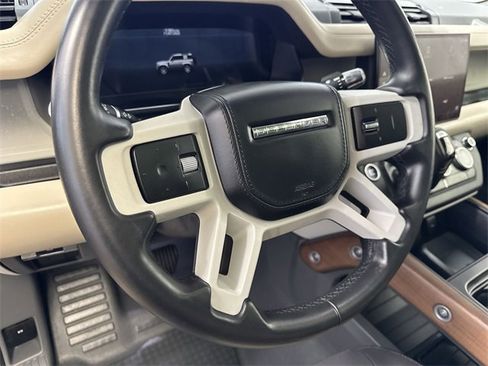 Used 2022 Land Rover Defender 90 X-Dynamic HSE image 15