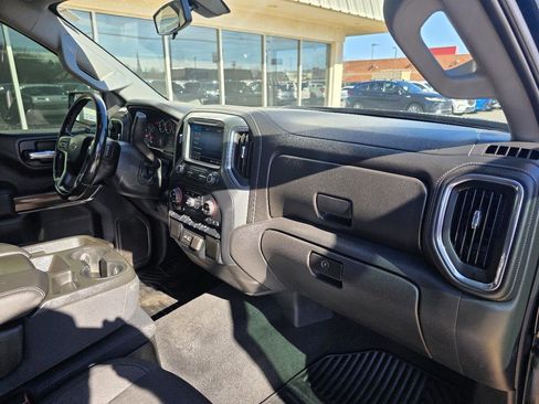 Used 2020 Chevrolet Silverado 1500 RST w/ Texas Edition image 18