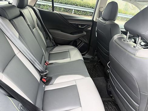 Used 2025 Subaru Outback Onyx Edition w/ Popular Package #2 image 21