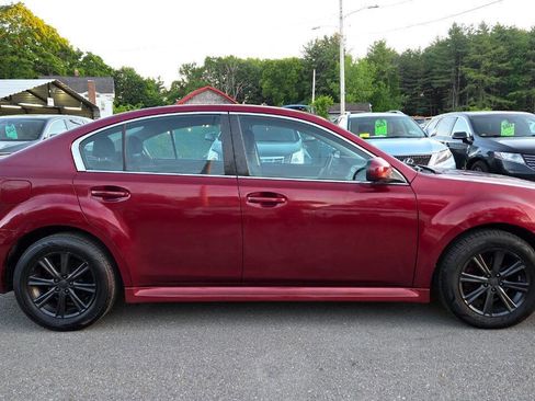 Used 2010 Subaru Legacy 2.5i Premium AWD/4WD image 18