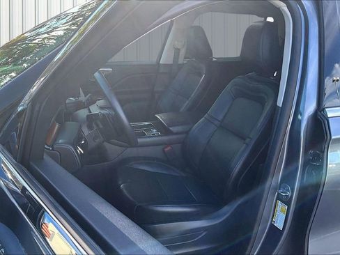 Used 2024 Lincoln Aviator Reserve image 15