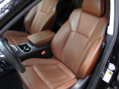 Used 2023 Subaru Outback Touring XT AWD/4WD image 16