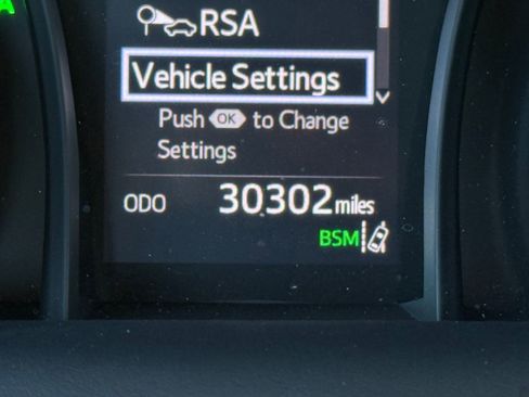 Used 2024 Toyota Camry SE image 19