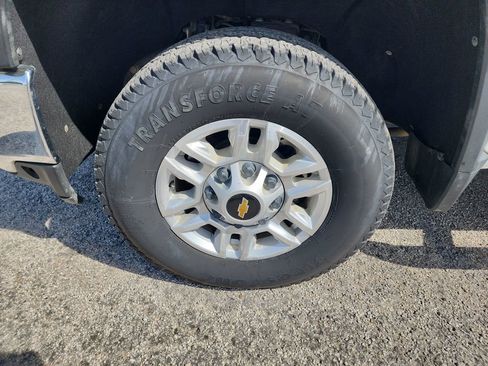 Used 2023 Chevrolet Silverado 2500 LT w/ Convenience Package image 10