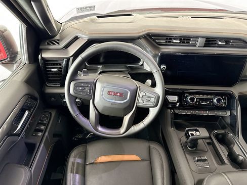 Used 2026 GMC Sierra 1500 AT4 w/ Technology Package AWD/4WD image 26