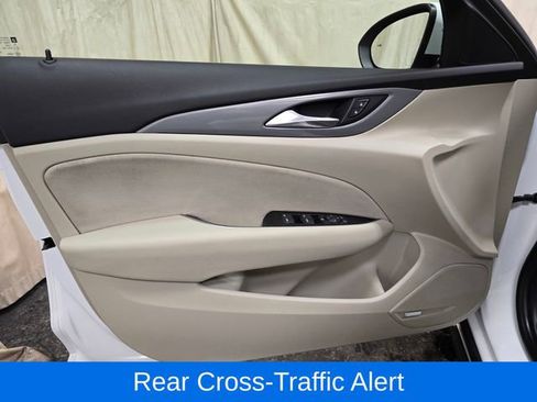 Used 2018 Buick Regal Preferred w/ Sights and Sounds Package AWD/4WD image 12