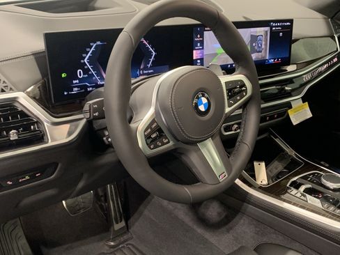 Certified 2026 BMW X5 xDrive40i w/ M Sport Package AWD/4WD image 13