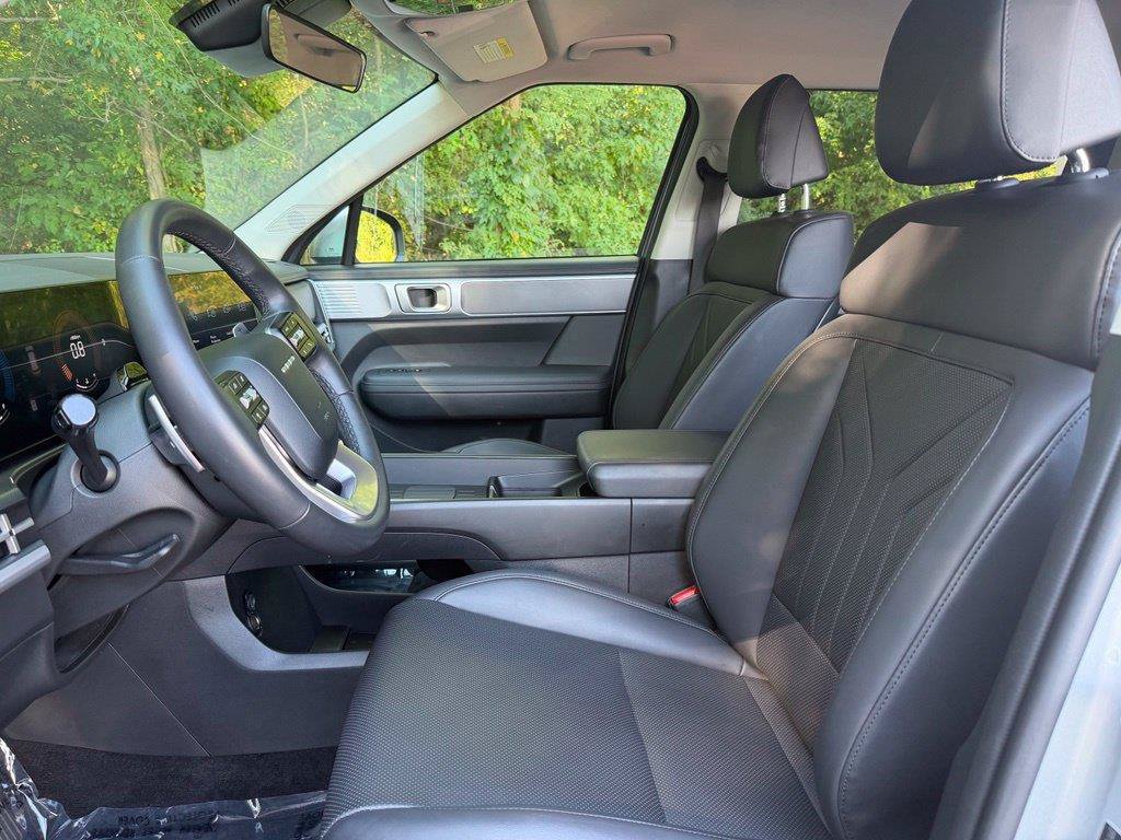 Used 2026 Hyundai Santa Fe SEL AWD/4WD image 8