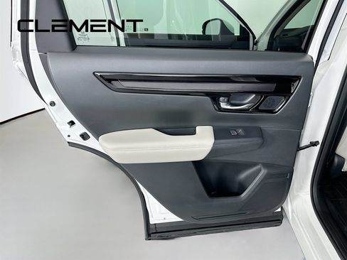 Used 2025 Honda CR-V EX-L image 31