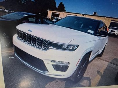Used 2023 Jeep Grand Cherokee Summit w/ Luxury Tech Group V