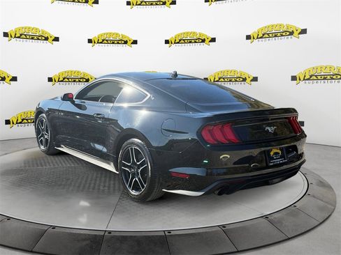 Used 2023 Ford Mustang Premium image 3