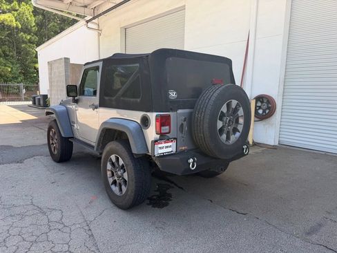 Used 2015 Jeep Wrangler Sport w/ Quick Order Package 24S AWD/4WD image 5