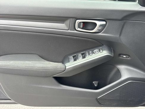 Used 2025 Honda Civic Sport image 23