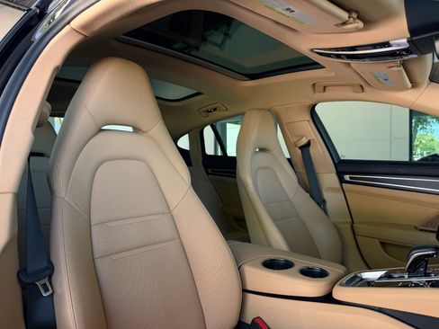 Used 2023 Porsche Panamera Platinum Edition RWD image 22