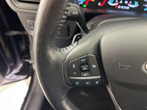 Used 2020 Ford Escape SEL image 12