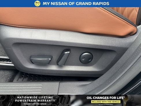 New 2026 Nissan Rogue Platinum AWD/4WD image 14