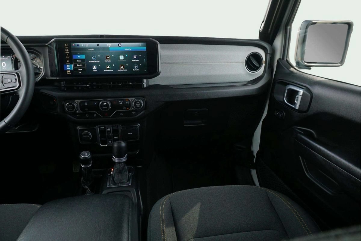 Used 2025 Jeep Wrangler Unlimited Sport AWD/4WD image 21