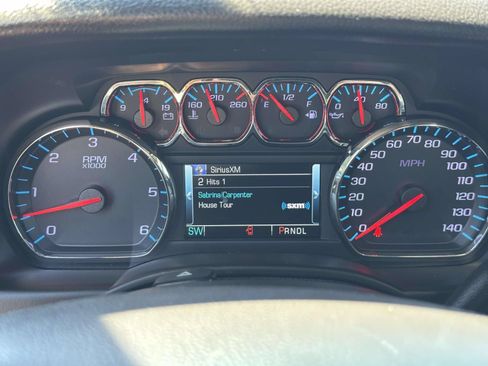 Used 2020 Chevrolet Tahoe LT w/ Luxury Package AWD/4WD image 19