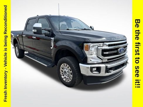 Used 2022 Ford F250 Lariat w/ Lariat Ultimate Package AWD/4WD image 7