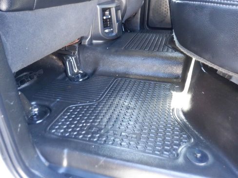 Used 2020 RAM 3500 Tradesman image 12