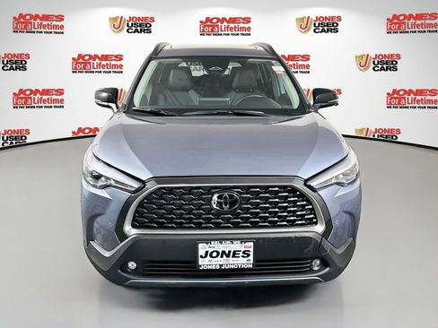 Certified 2025 Toyota Corolla Cross XLE w/ Convenience Package AWD/4WD image 14