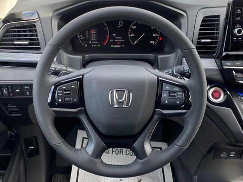 New 2026 Honda Odyssey Elite image 23