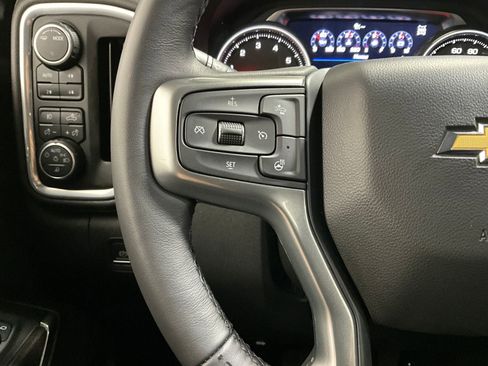 Used 2022 Chevrolet Silverado 1500 LTZ w/ LTZ Premium Package image 16
